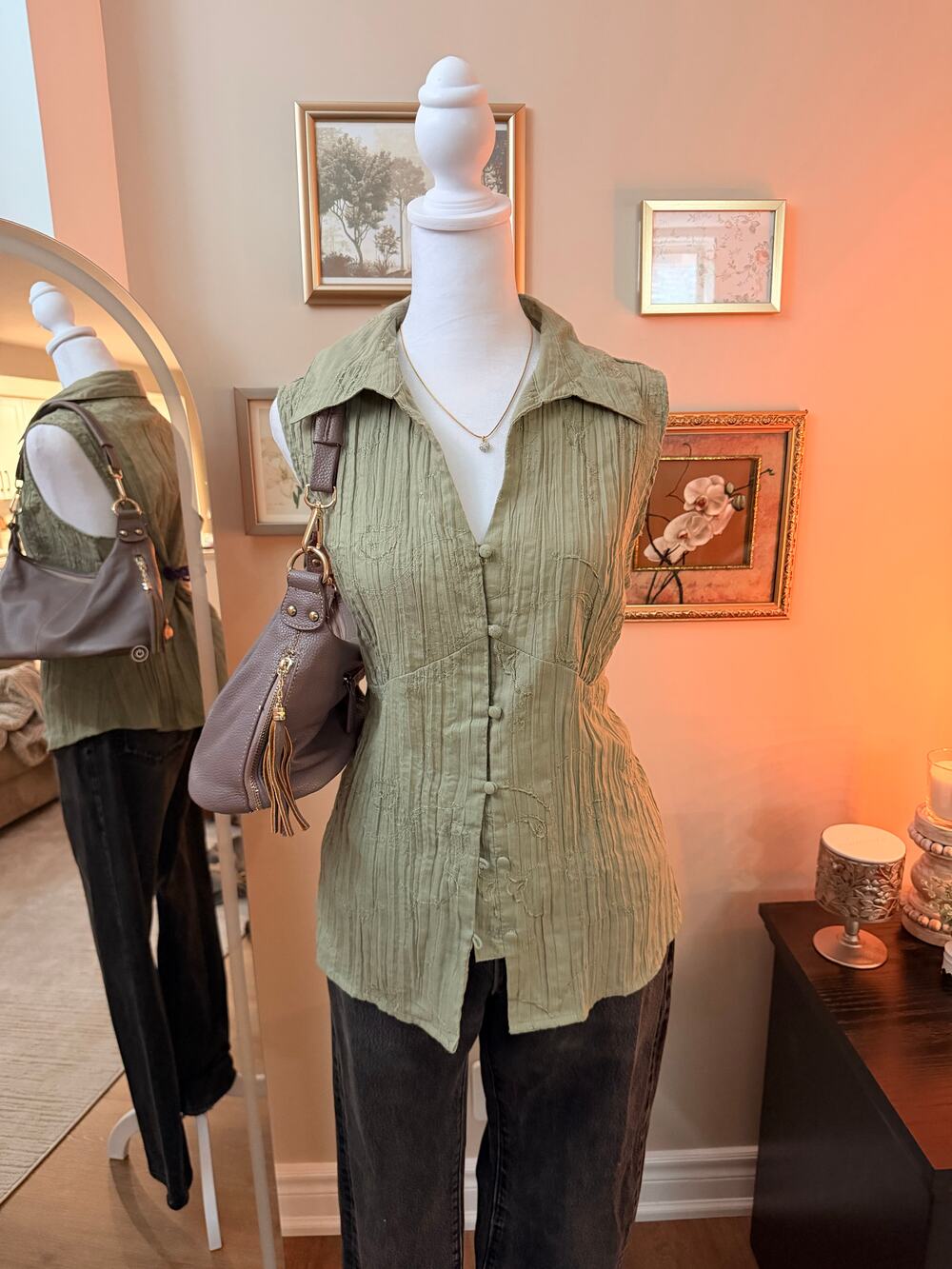 Unique Y2K Sage Green Sleeveless Button Up